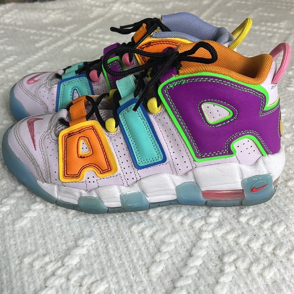 Nike Air. More uptempo multicolored sneakers 4Y - Picture 2 of 15